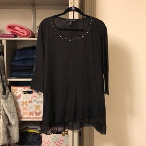 Asymmetrical black blouse